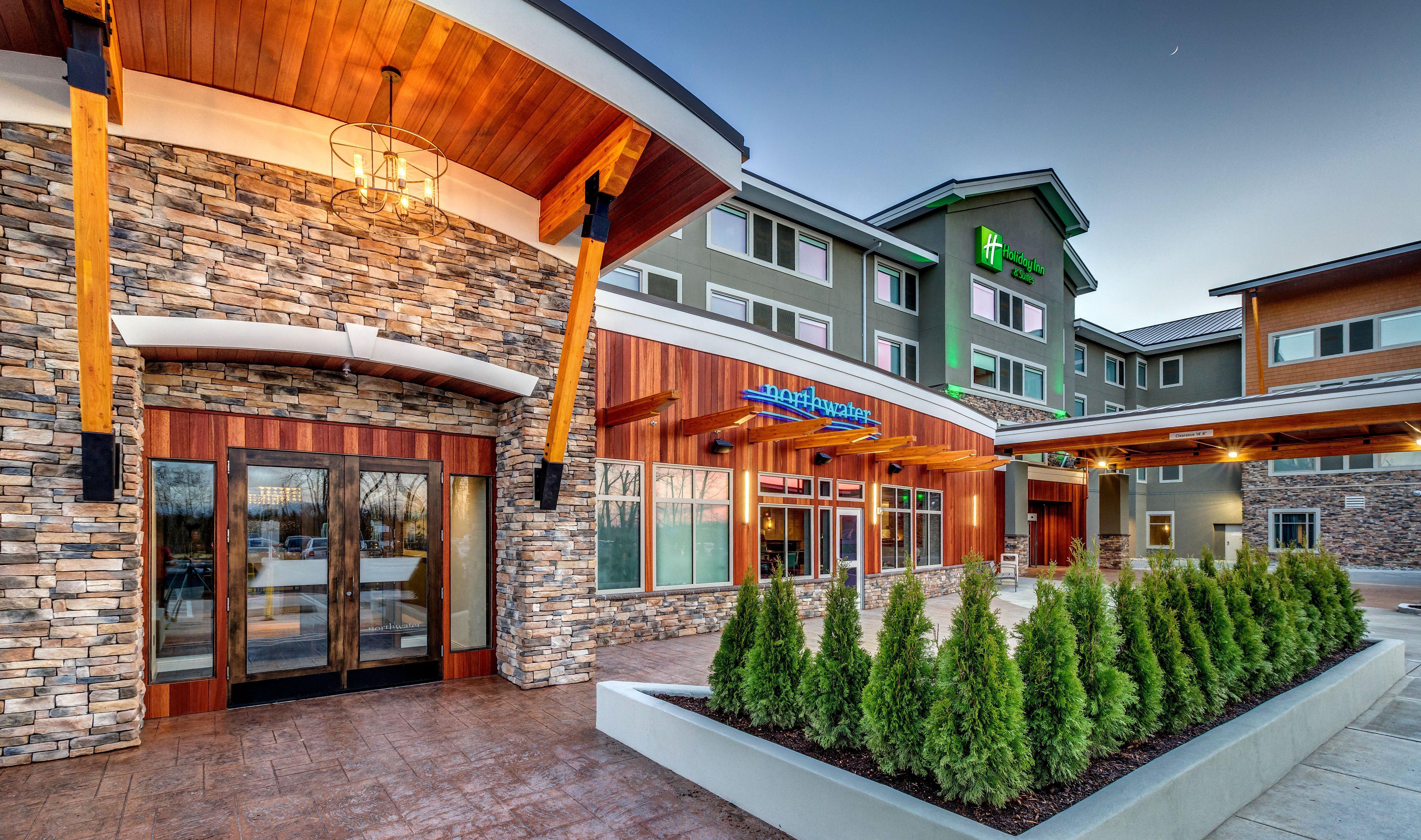 Holiday Inn & Suites Bellingham By Ihg Exterior photo