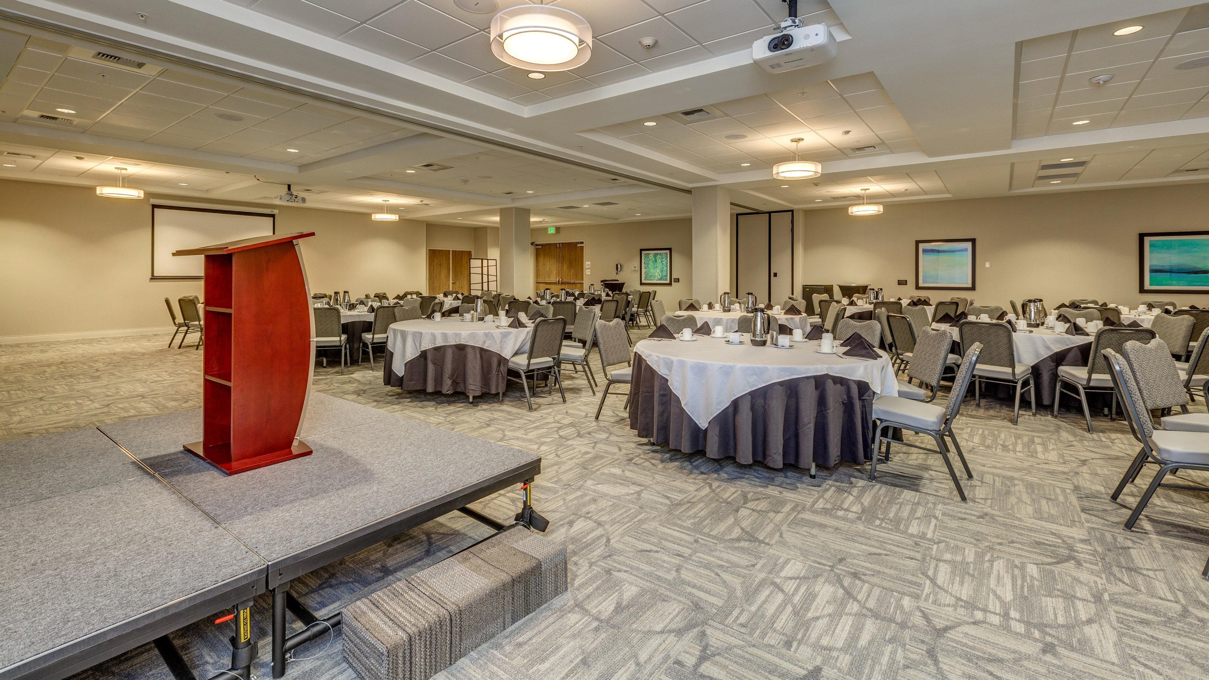 Holiday Inn & Suites Bellingham By Ihg Exterior photo