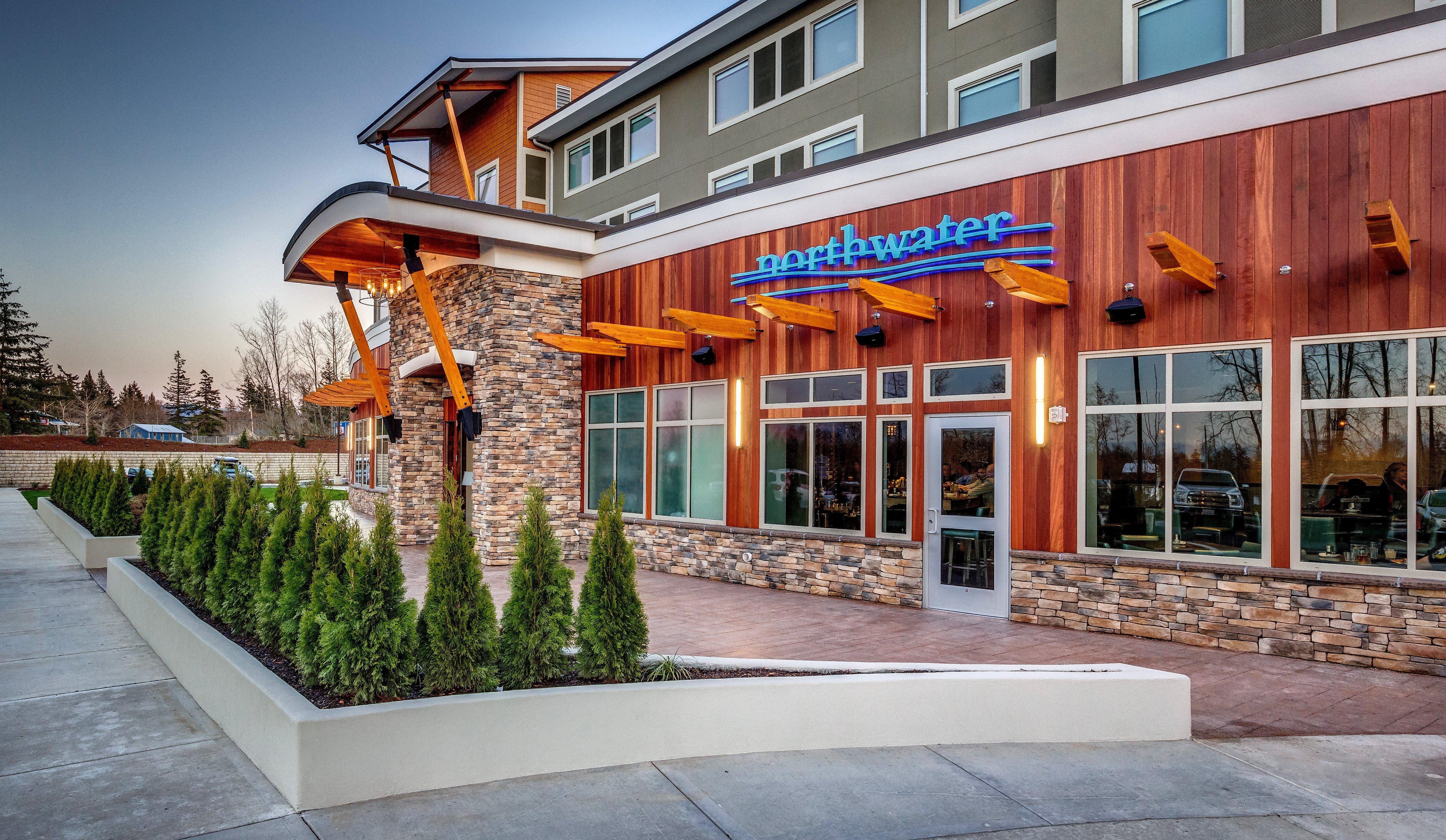 Holiday Inn & Suites Bellingham By Ihg Exterior photo